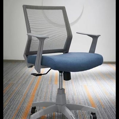 モダンデザイン エルゴノミック メッシュ オフィス スワイブルチェア スタッフの快適さと耐久性