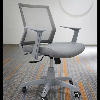 モダンデザイン エルゴノミック メッシュ オフィス スワイブルチェア スタッフの快適さと耐久性