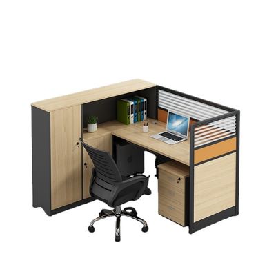 オフィス 家具 組み合わせ ダブル デスク コンピュータ デスク と 椅子 現代の デザイン スタイル