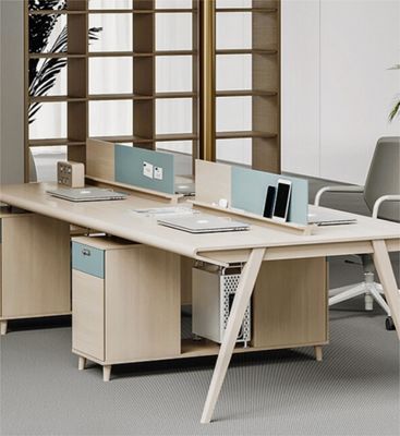 木製 モダンなオフィス家具 L型デザインとY型郵便包装のスタッフデスク